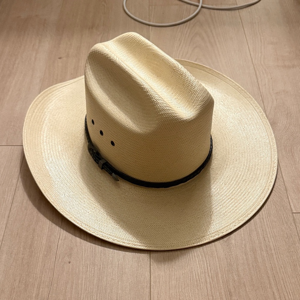 Resistol Cream Cowboy Straw Hat with Black Band